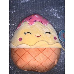NWT! Clara the Ice Cream Foodie Squishmallow Official Kellytoy - 8"